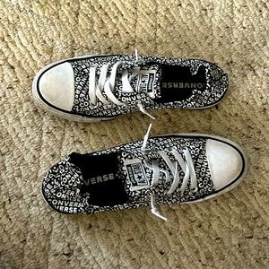 Black/White Converse Women’s size 9 Slip On